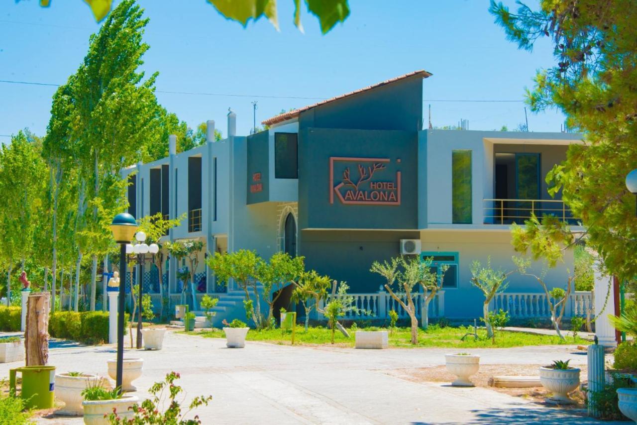 Hotel Kavalona Park Zverneci Zewnętrze zdjęcie
