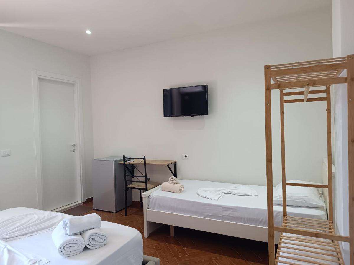 Hotel Kavalona Park Zverneci Zewnętrze zdjęcie