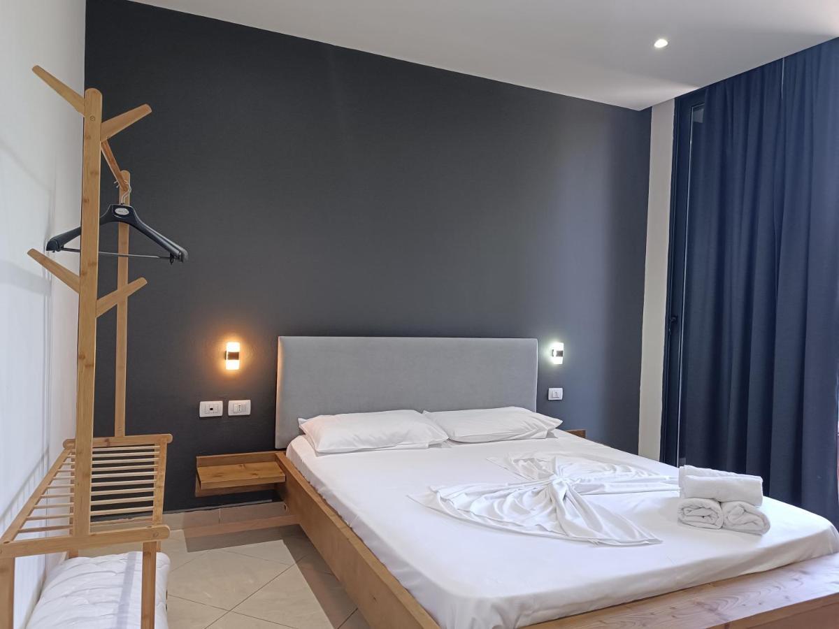Hotel Kavalona Park Zverneci Zewnętrze zdjęcie
