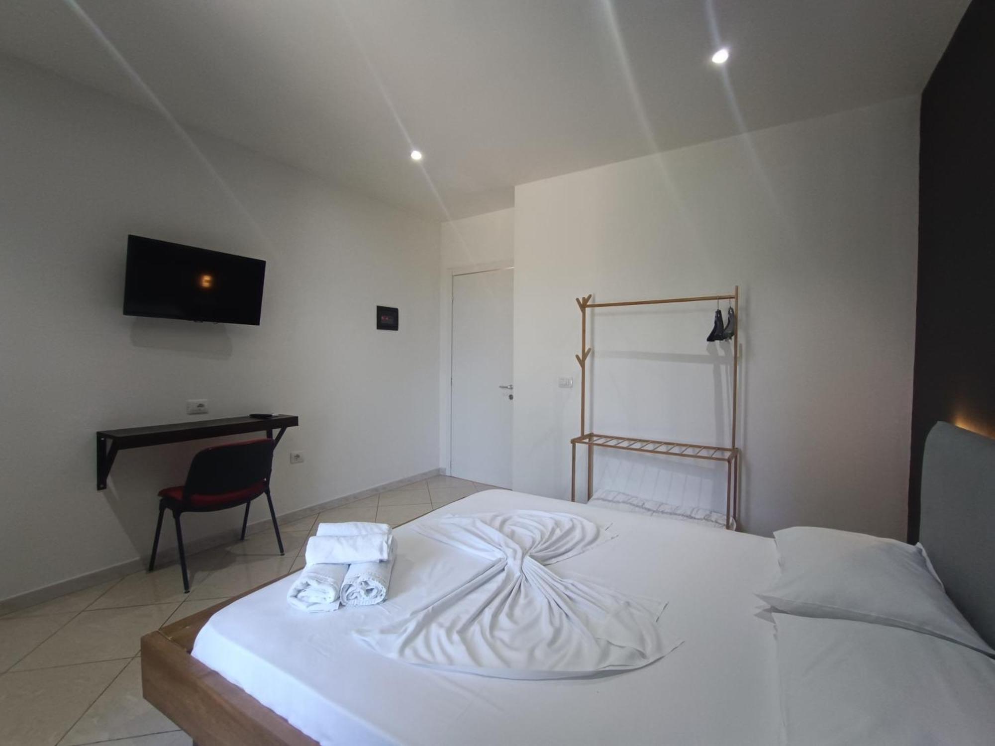 Hotel Kavalona Park Zverneci Pokój zdjęcie