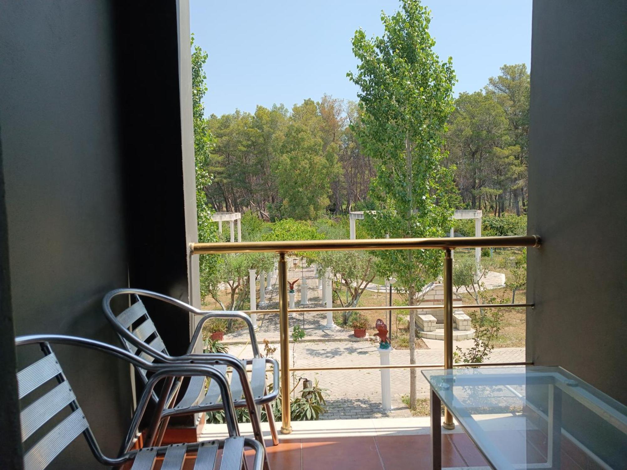 Hotel Kavalona Park Zverneci Pokój zdjęcie