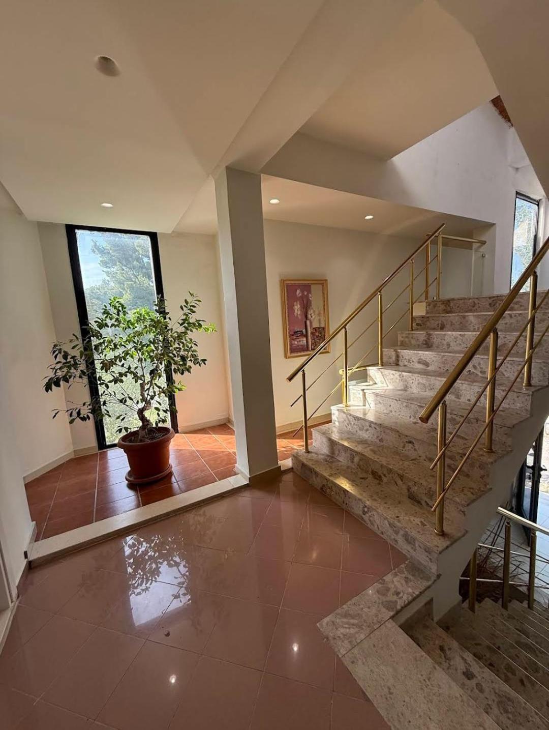 Hotel Kavalona Park Zverneci Zewnętrze zdjęcie